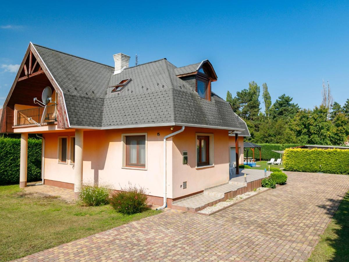 Holiday Home Narcisse By Interhome Balatonszarszo Esterno foto